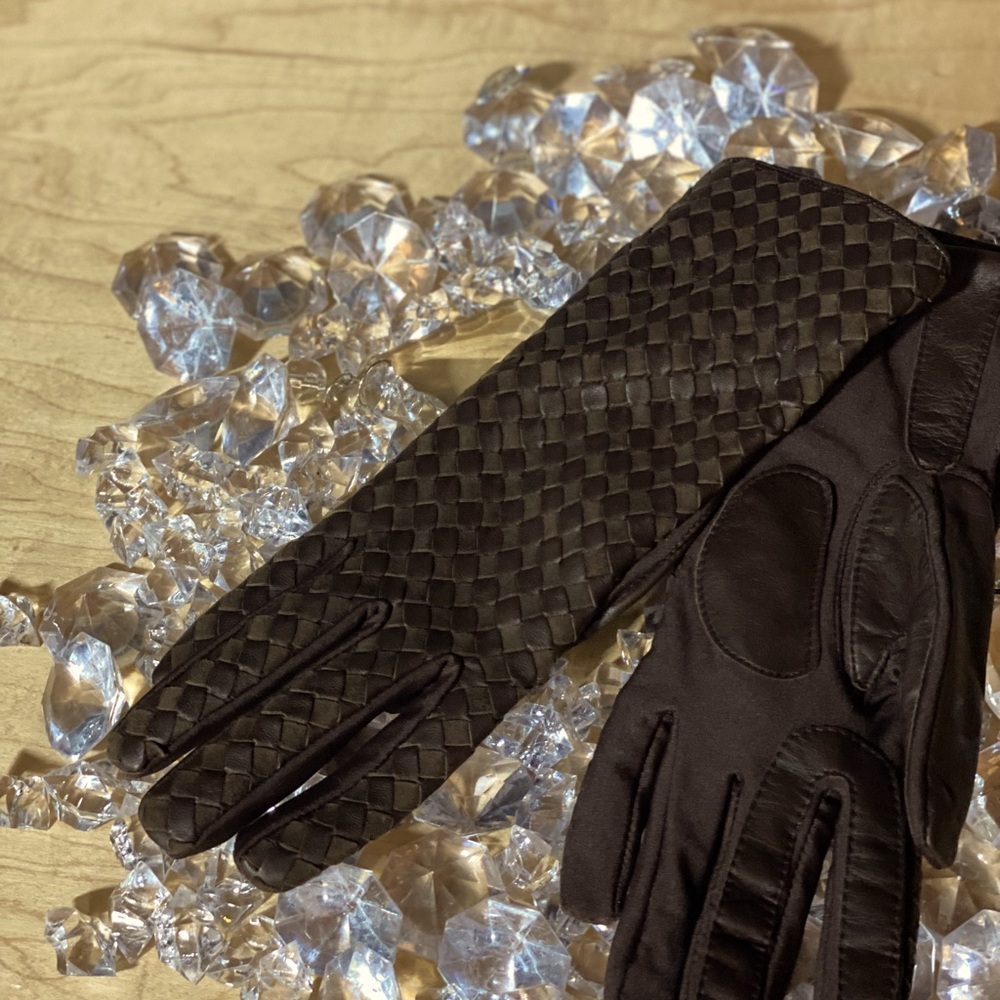 Gorgeous Chocolate leather gloves.
